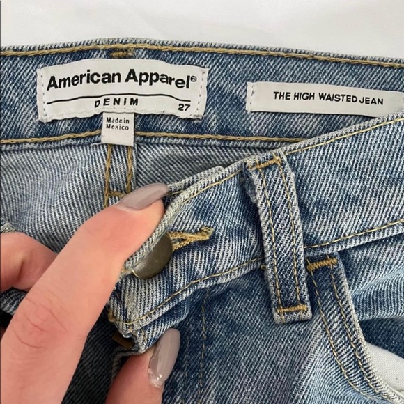 Vintage American Apparel high waisted mom jeans - Picture 2 of 3